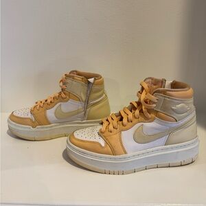 Nike Air Jordan 1 Elevate